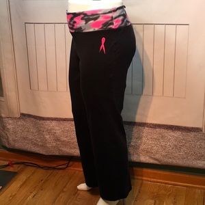 LIVI ACTIVE PINK CAMO PINK RIBBON PANTS 22/24
